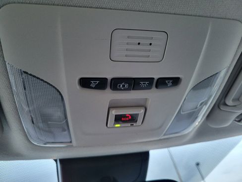 Used 2022 Toyota Corolla LE FWD image 39