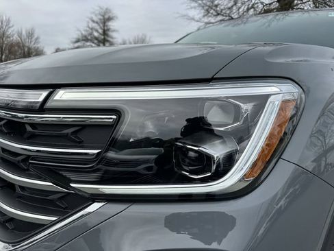 New 2026 Volkswagen Atlas SE image 9