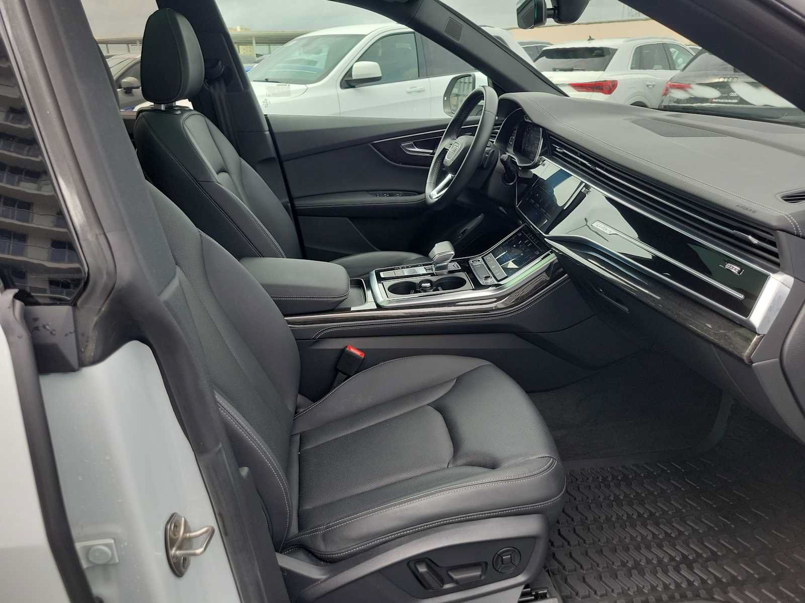 Certified 2023 Audi Q8 Premium Plus AWD/4WD image 22