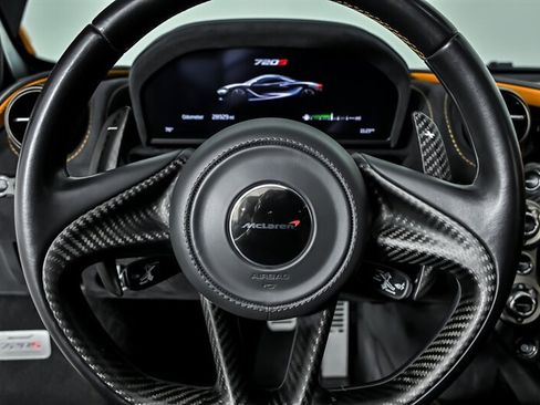 Used 2018 McLaren 720S RWD image 28