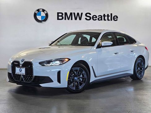 Used 2023 BMW i4 eDrive35 RWD image 1