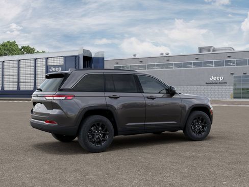 New 2026 Jeep Grand Cherokee Altitude AWD/4WD image 4