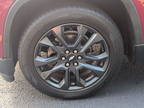 Used 2019 Chevrolet Traverse RS FWD image 11
