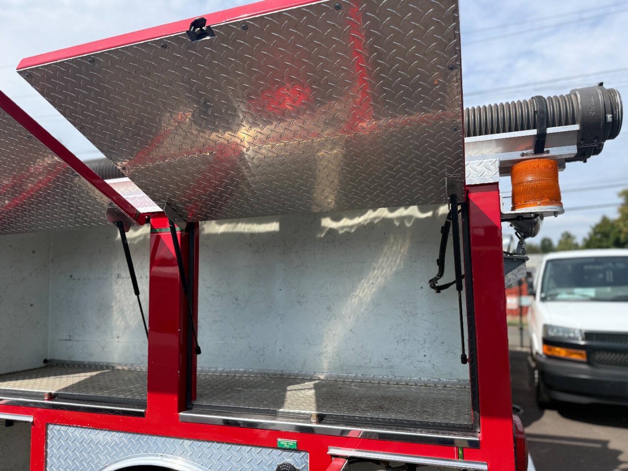 Used 1995 Ford F450 2WD Regular Cab Super Duty image 15