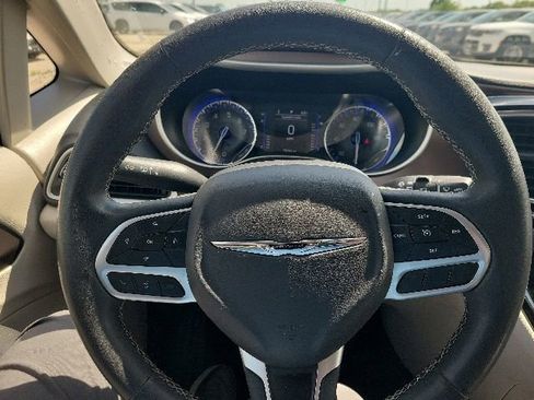 Used 2023 Chrysler Voyager LX FWD image 14
