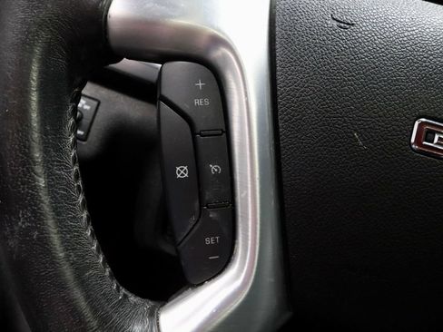 Used 2016 GMC Acadia SLT w/ Open Road Package FWD image 28