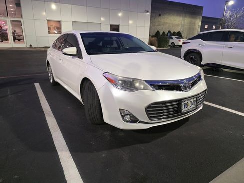 Used 2014 Toyota Avalon XLE Touring image 1