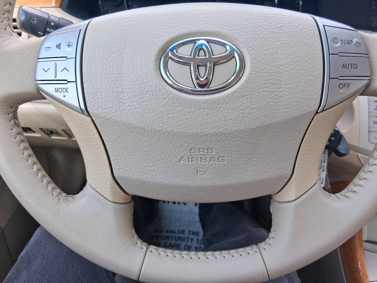 Used 2007 Toyota Avalon XLS FWD image 19