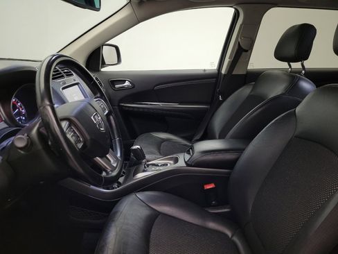 Used 2020 Dodge Journey Crossroad FWD image 17