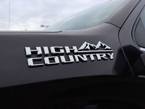 Used 2023 Chevrolet Silverado 1500 High Country w/ High Country Premium Package image 11