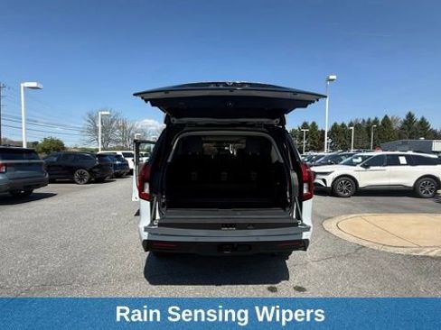 Used 2025 Ford Expedition Active AWD/4WD image 40
