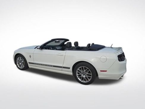 Used 2013 Ford Mustang Premium RWD image 14