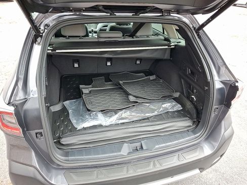 Certified 2025 Subaru Outback Limited AWD/4WD image 41