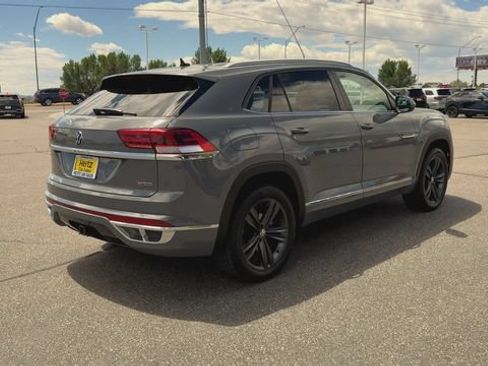 Used 2021 Volkswagen Atlas Cross Sport SE AWD/4WD image 8