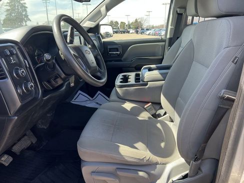 Certified 2018 Chevrolet Silverado 1500 Custom w/ Custom Value Package image 16