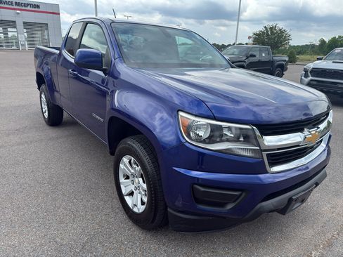 Used 2017 Chevrolet Colorado LT RWD image 7
