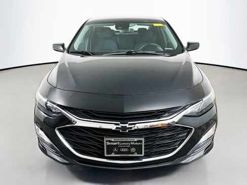 Used 2024 Chevrolet Malibu RS FWD image 2
