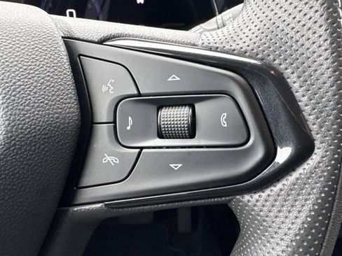 Used 2024 Chevrolet Trax LT image 24