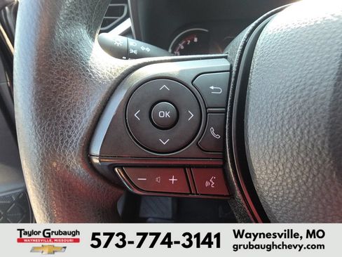 Used 2024 Toyota RAV4 XLE AWD/4WD image 18