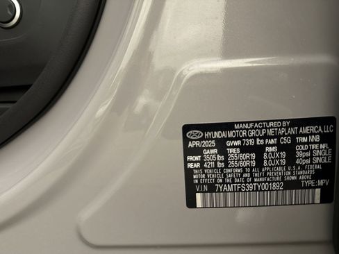New 2026 Hyundai Ioniq 9 SE AWD/4WD image 26