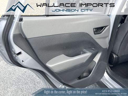 Used 2024 Subaru Crosstrek 2.0i w/ Crosstrek Mirror Package AWD/4WD image 32