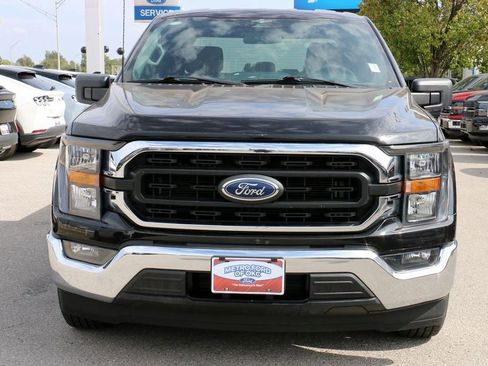 Used 2023 Ford F150 XLT image 3