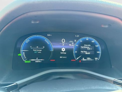 Used 2025 Toyota Camry XSE AWD/4WD image 12