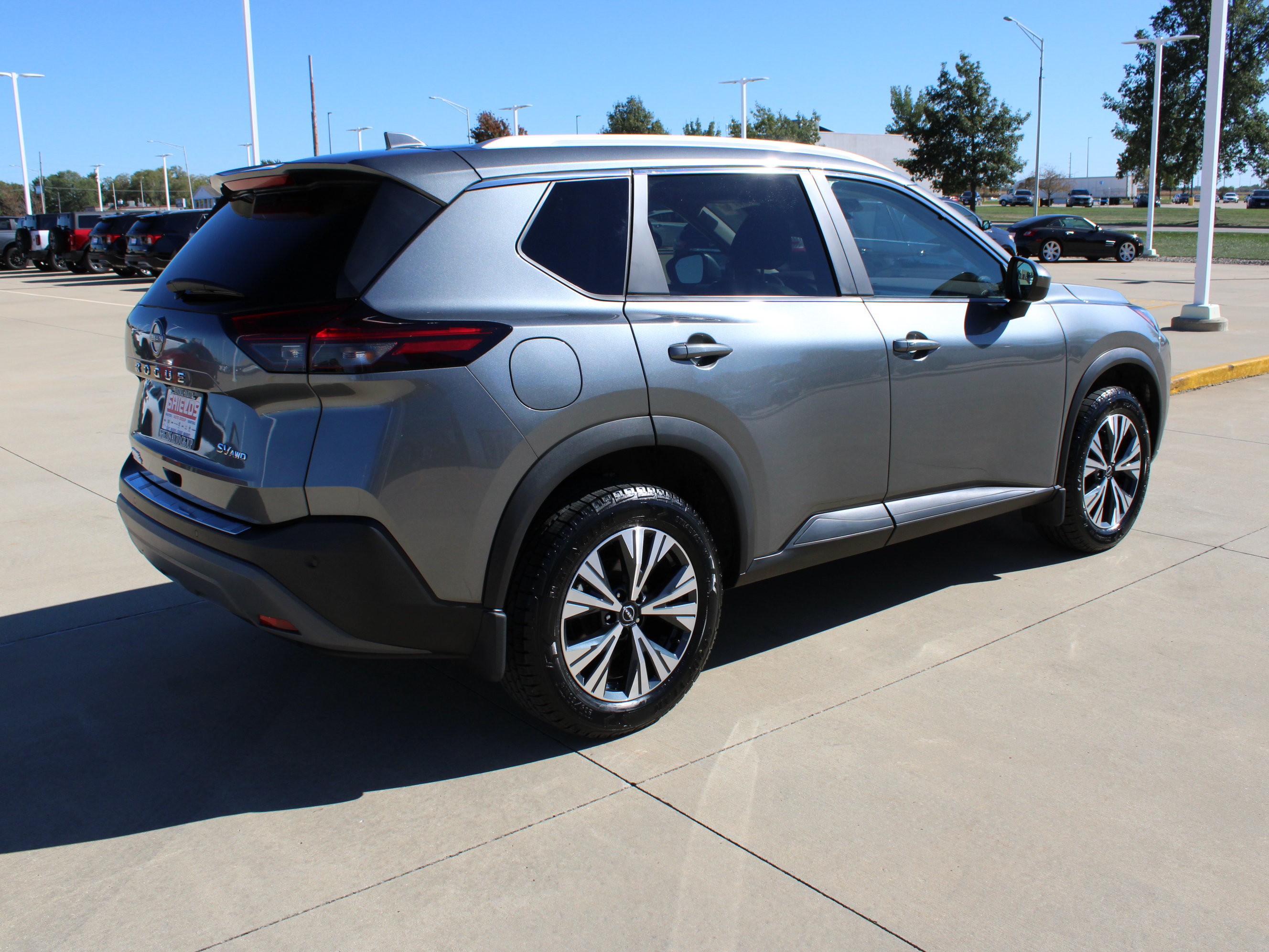 Used 2023 Nissan Rogue SV w/ SV Premium B Package AWD/4WD image 7