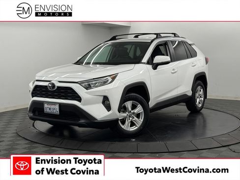 Used 2021 Toyota RAV4 XLE w/ Carpet Mat Package (TMS) AWD/4WD image 1