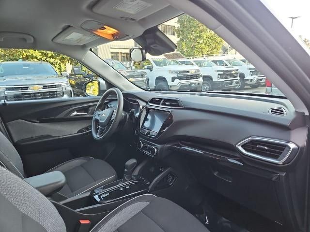 Used 2023 Chevrolet TrailBlazer LT w/ Convenience Package FWD image 28