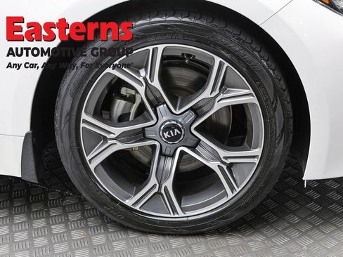 Used 2020 Kia Stinger GT-Line w/ Sun & Sound Package RWD image 32