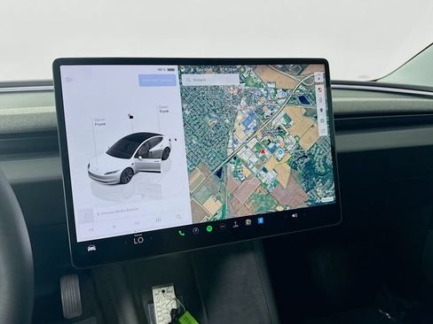 Used 2024 Tesla Model 3 Standard Range RWD image 11