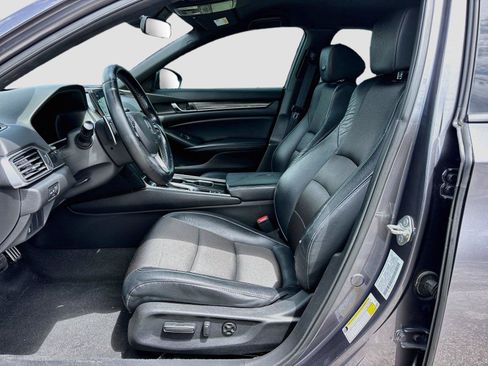 Certified 2018 Honda Accord Sport image 22