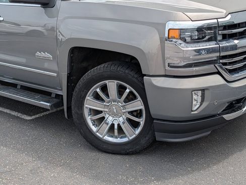 Used 2017 Chevrolet Silverado 1500 High Country AWD/4WD image 27