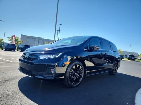 Certified 2025 Honda Odyssey Sport-L image 6