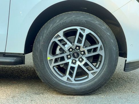 New 2025 Ford Expedition Max Active image 6