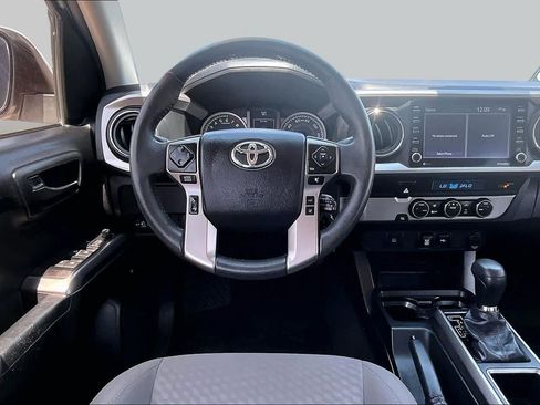 Used 2022 Toyota Tacoma SR5 RWD image 6