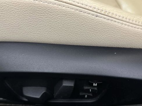 Used 2009 BMW Z4 sDrive35i image 12