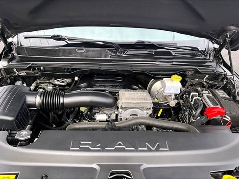 Used 2023 RAM 1500 Big Horn image 9