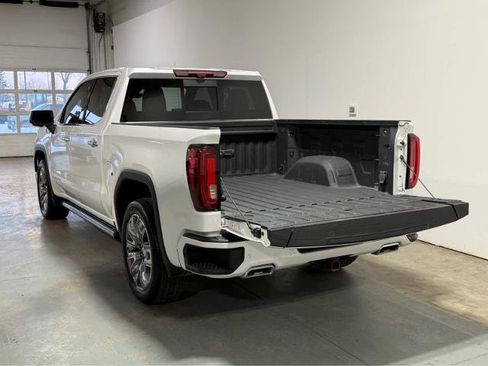Used 2024 GMC Sierra 1500 Denali w/ Denali Reserve Package AWD/4WD image 4
