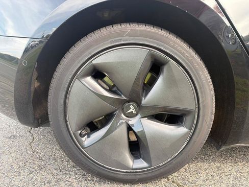 Used 2018 Tesla Model 3 Long Range RWD image 29