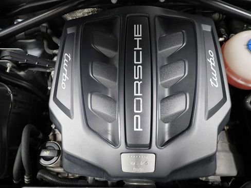 Used 2015 Porsche Macan Turbo AWD/4WD image 42