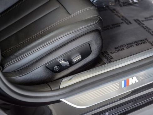 Used 2019 BMW 740i w/ M Sport Package RWD image 48