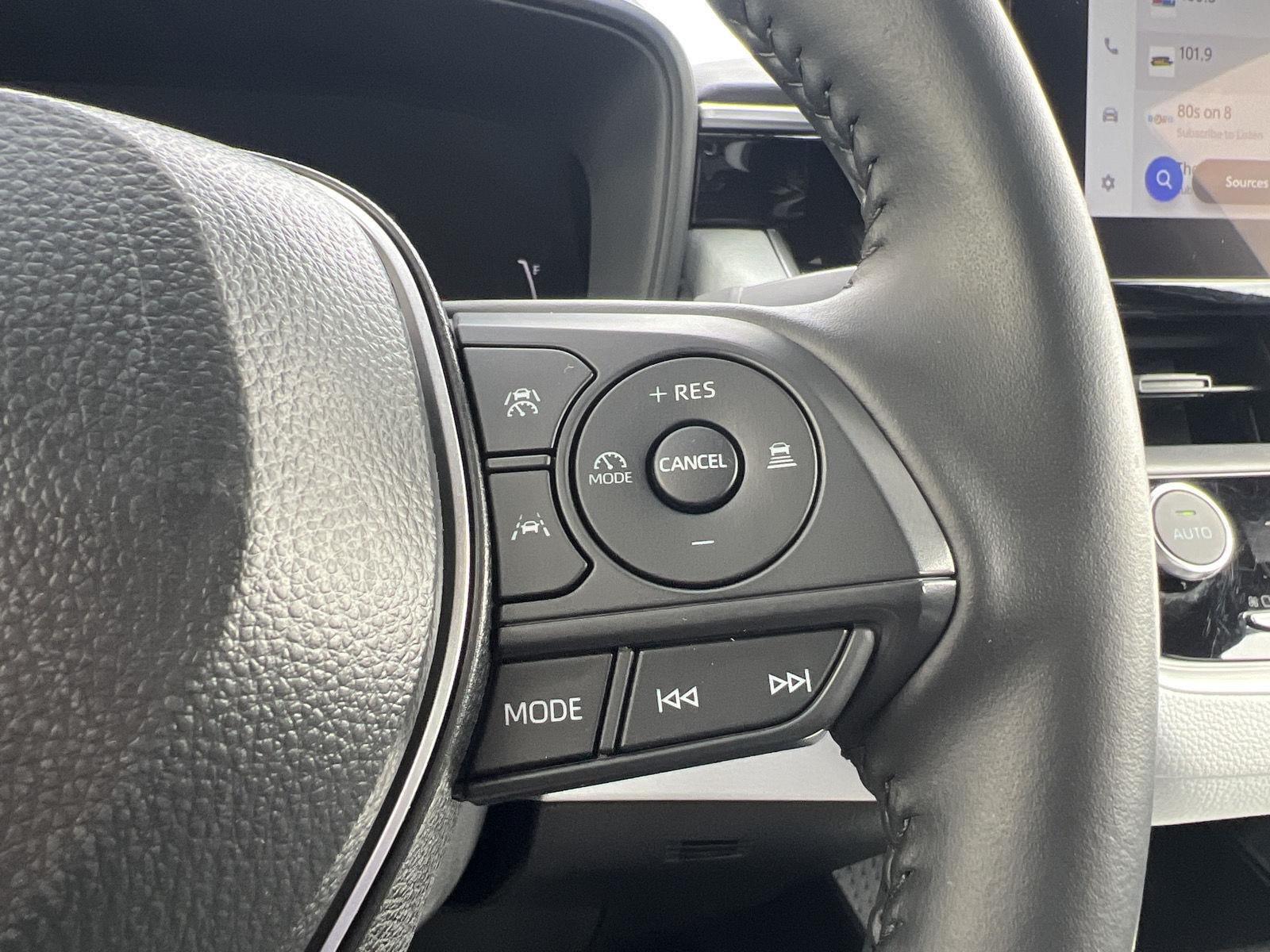 Used 2026 Toyota Corolla SE FWD image 18