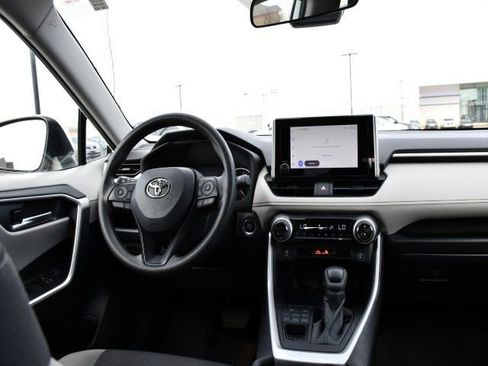 Used 2023 Toyota RAV4 XLE w/ Convenience Package image 16