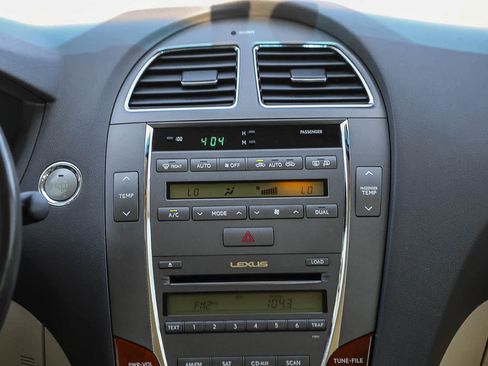 Used 2011 Lexus ES 350 FWD image 14