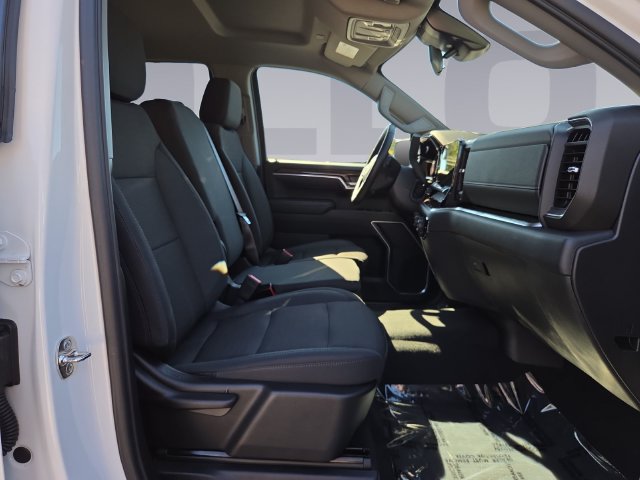 Used 2026 Chevrolet Silverado 1500 LT w/ Z71 Off-Road Package AWD/4WD image 17