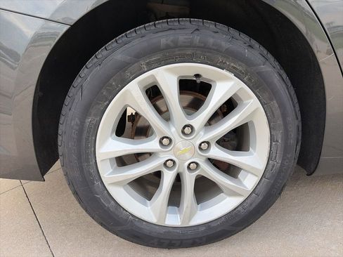 Used 2016 Chevrolet Malibu LT FWD image 21