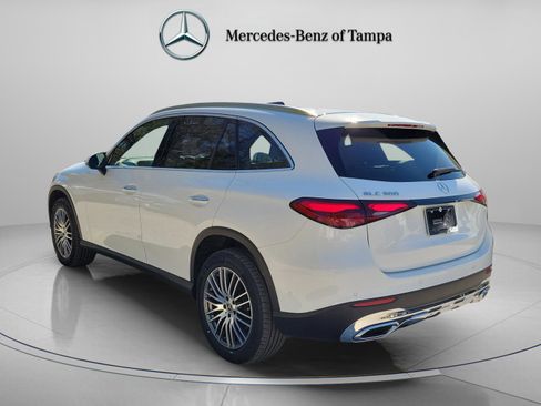 Certified 2025 Mercedes-Benz GLC 300 image 5