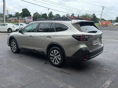 Used 2020 Subaru Outback Premium AWD/4WD image 4
